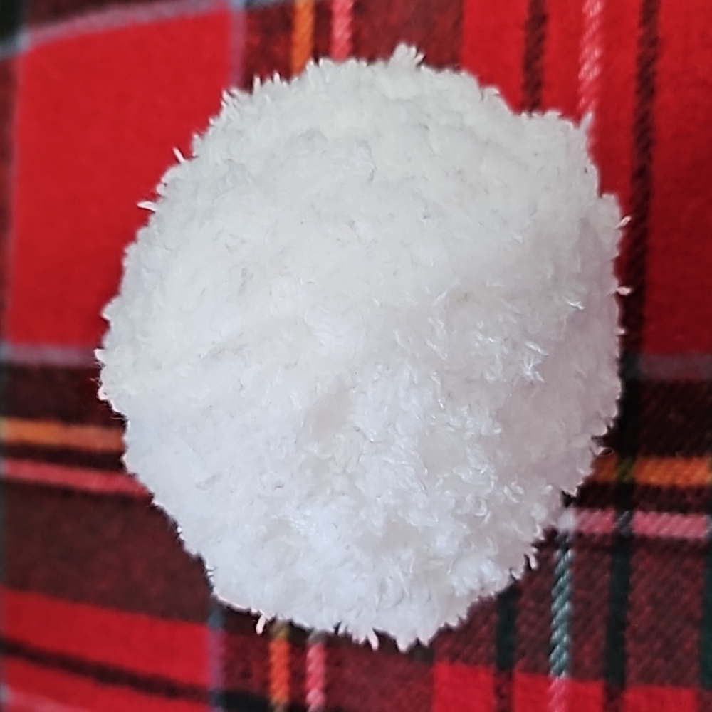 Handmade Snow Balls With Bucket - Picture 3 of 3
